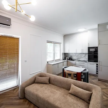 Mikolowska Z Tarasem Apartment